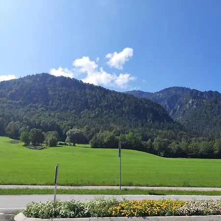 Apartman Ferienwohnung-eroeffnung! Ferienglueck Moll, 4 Zimmer! Bad Reichenhall! Wellness, Garten, Bergblick! *