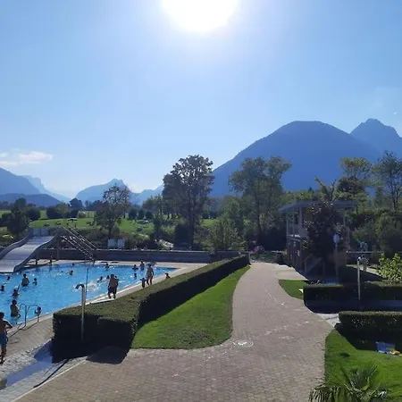 Apartament Ferienwohnung-eroeffnung! Ferienglueck Moll, 4 Zimmer! Bad Reichenhall! Wellness, Garten, Bergblick!